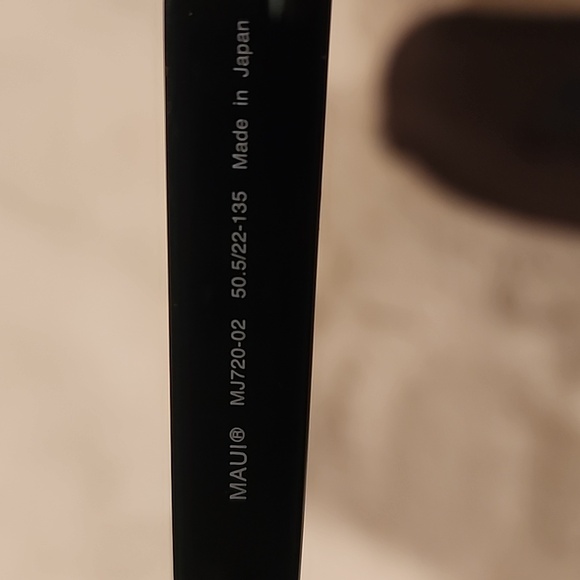 NIB Maui Jim "Coco Palms" 720  Polarized Black Sunglasses - Picture 5 of 11